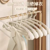 The clothes hanger is seamless, shoulder-free, anti-slip and anti-shoulder corner. It is made of plastic and can be used for drying dry and wet clothes. It is thickened and used for hanging clothes on the balcony Specification image